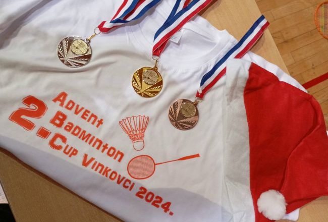 FOTO: Dobojski Info | DRUGI ADVENT BADMINTON KUP: Triumf sportskog duha i uspjeh Badminton kluba "Sertini" Doboj
