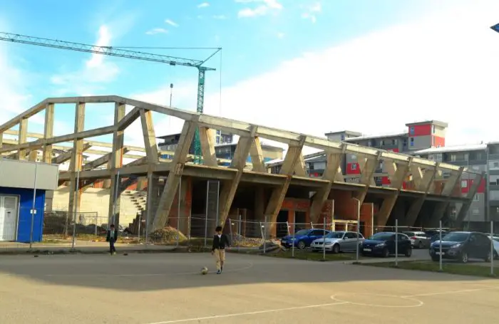 FOTO: Dobojski Info | DOBOJ: Upisana 44 srednjoškolca manje nego lani
