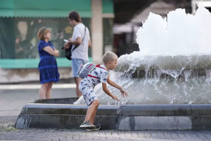 VRIJEME: Danas toplo i sunčano, temperatura do 37 stepeni