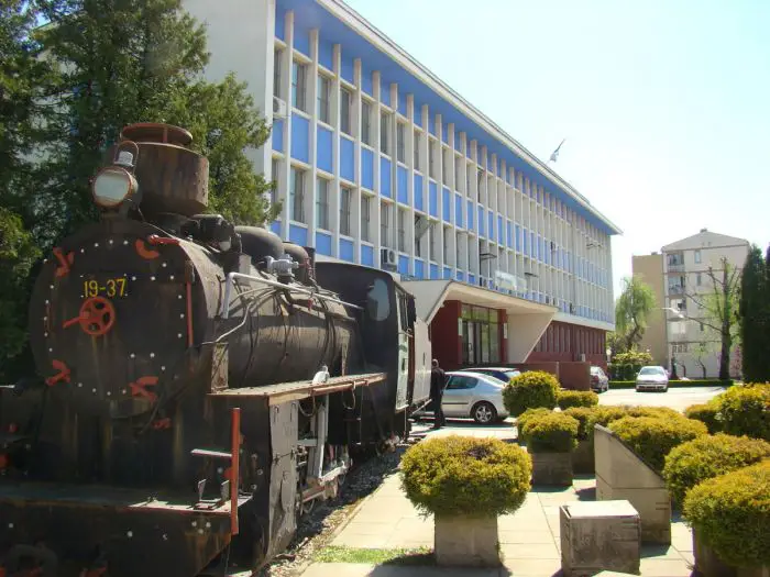 FOTO: Dobojski Info | DOBOJ: "Na "Željeznicama RS" nema zaposlenih koji primaju platu, a ne dolaze na posao"