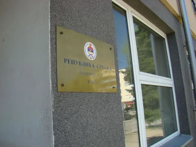 FOTO: Dobojski Info | DOBOJ: Potvrđena optužnica za nasilničko ponašanje i neovlaštenu trgovinu drogom