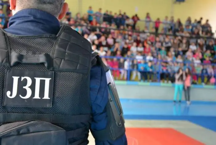 FOTO: Dobojski Info | Policijska uprava Doboj organizuje Dan otvorenih vrata
