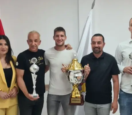 DOBOJ: "Teniser Andrej Nedić zaslužuje podršku sportskih saveza i šire zajednice"
