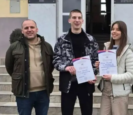DOBOJ: Prvi posao u IT sektoru u kompaniji iz Velike Britanije za dvoje gimnazijalaca