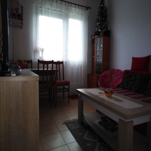 poljice-stan-oglas-02