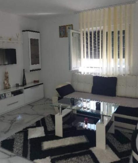 kuca naselje Aerodrom 06