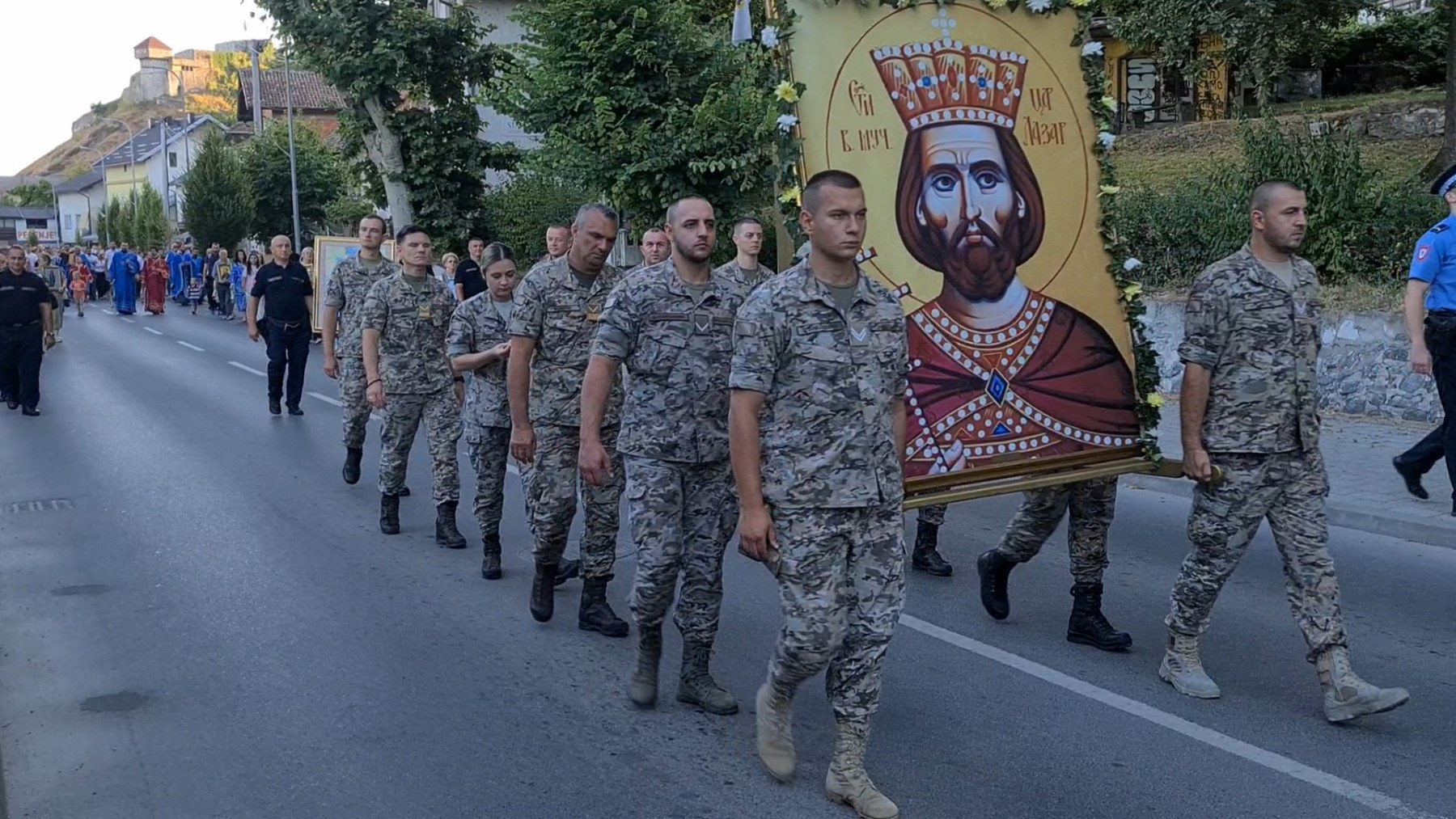 DOBOJ Litija gradskim ulicama i parastos za sve stradale Srbe01