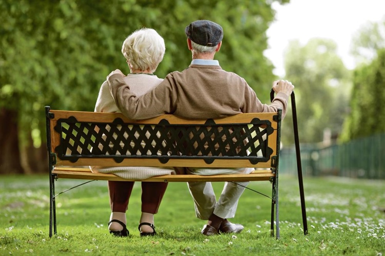 VELIKE RAZLIKE u primanjima penzionera: Znate li koliko su penzije u Federaciji BiH veće nego u Srpskoj?