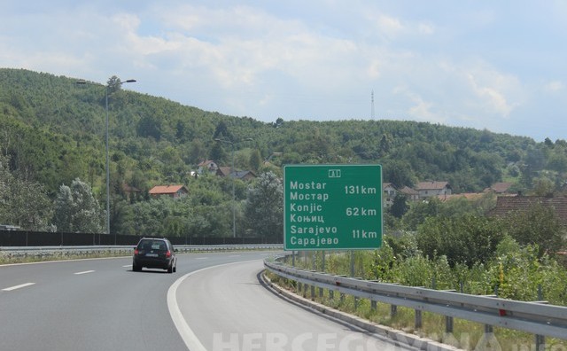 PUTEVI: Uglavnom povoljni uslovi za vožnju