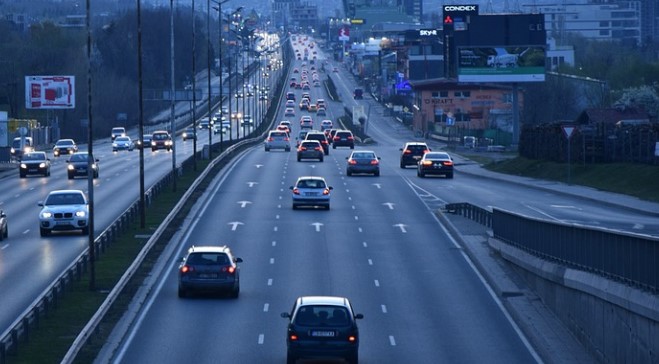 PUTEVI: Redovno odvijanje saobraćaja na većini puteva