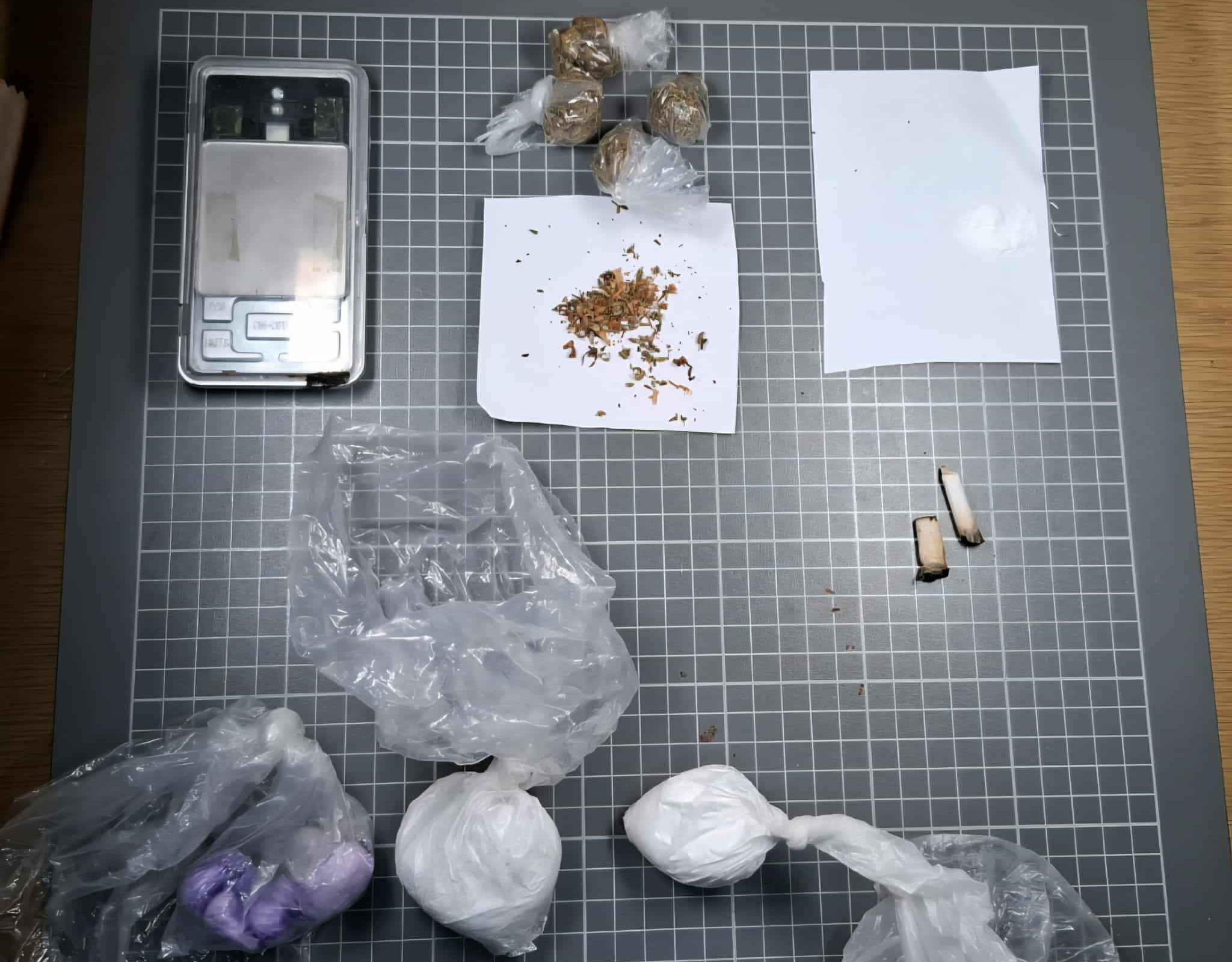 Pretres u Doboju: zaplijenjeni amfetamin, marihuana i vaga za mjerenje