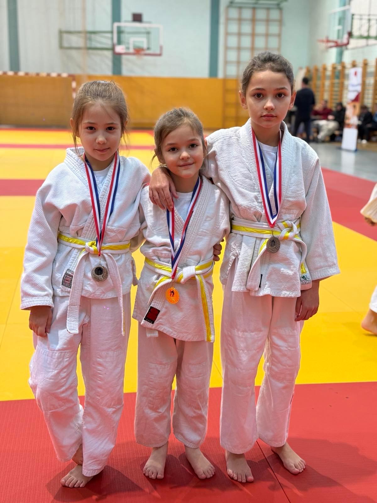 Dzudisti Ozrena osvojili tri zlata u Celju 04