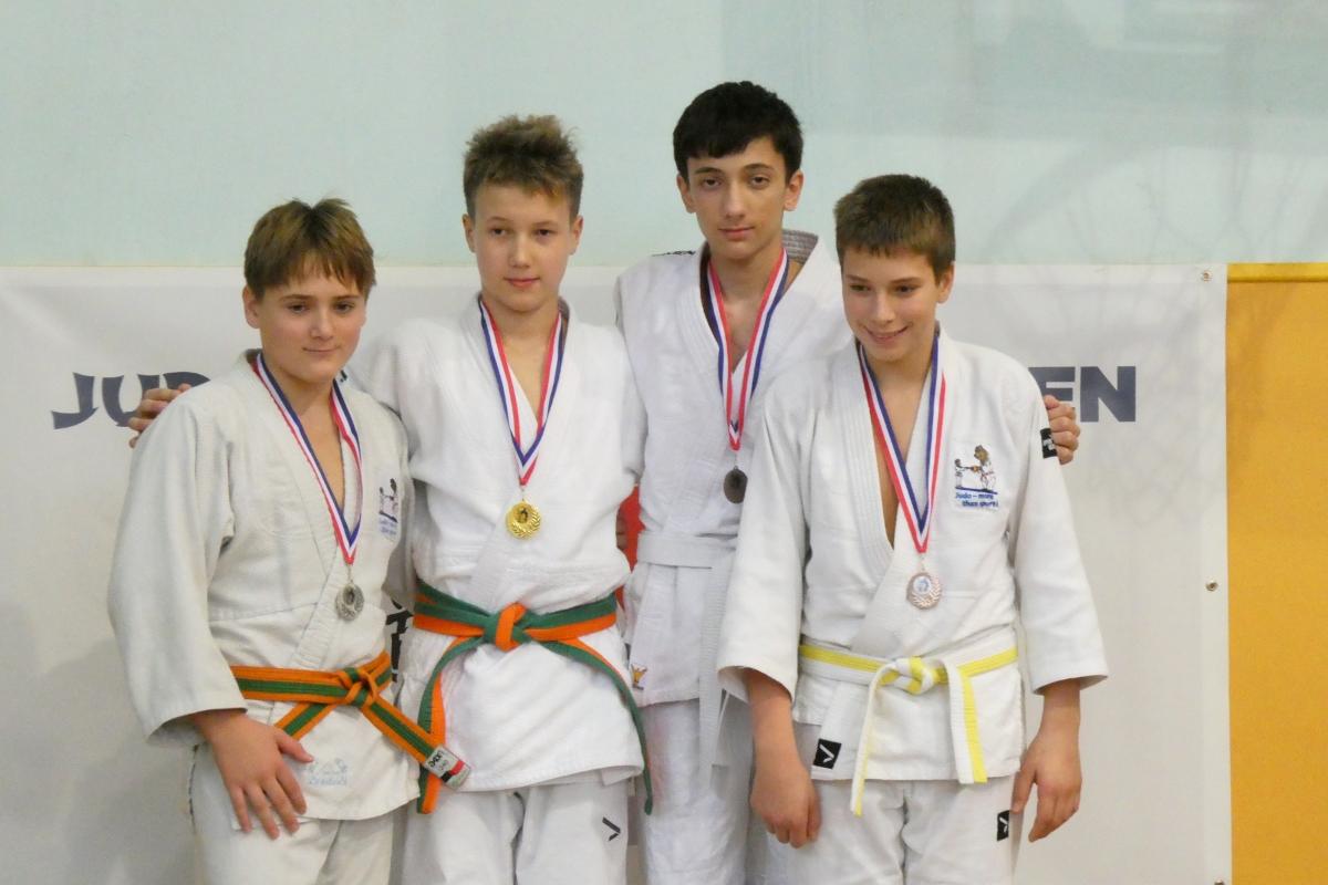 Dzudisti Ozrena osvojili tri zlata u Celju 11