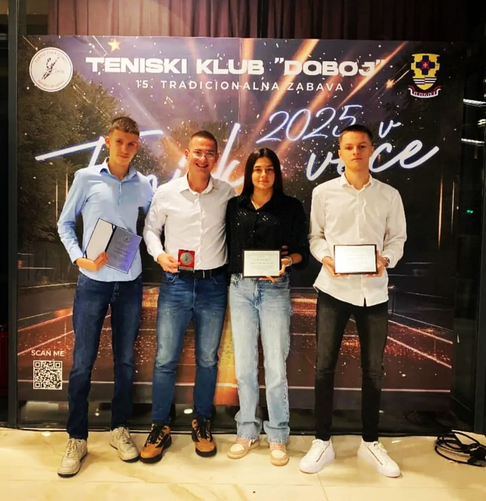 DOBOJ Teniski klub Doboj obiljezio 47 godina postojanja 01