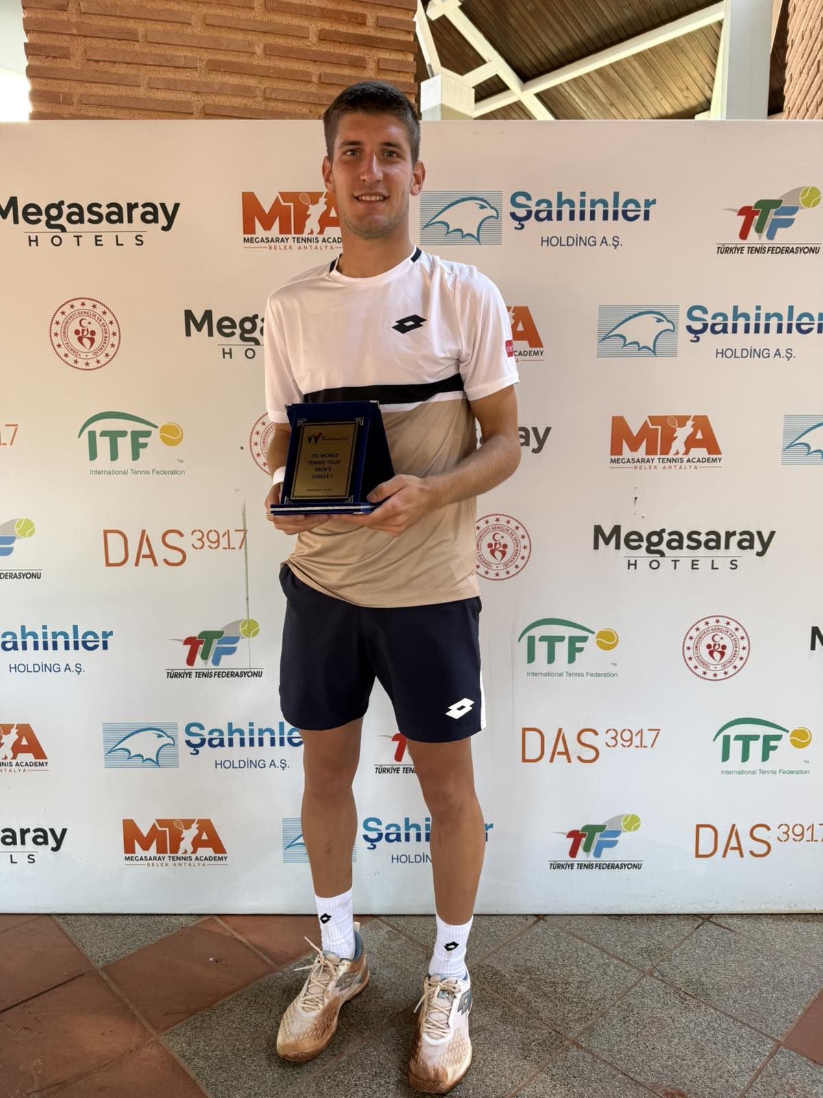 IMG a6e0dec463dadd306a5c14d508e40a86 V