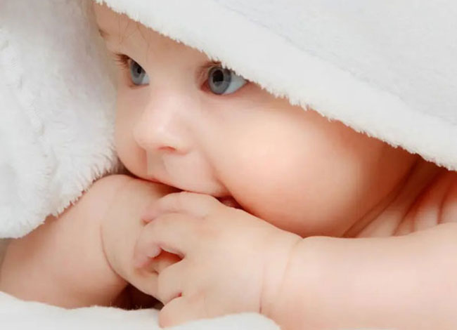 DOBOJ: U protekla 24 časa rođena jedana djevojčica i jedan dječak