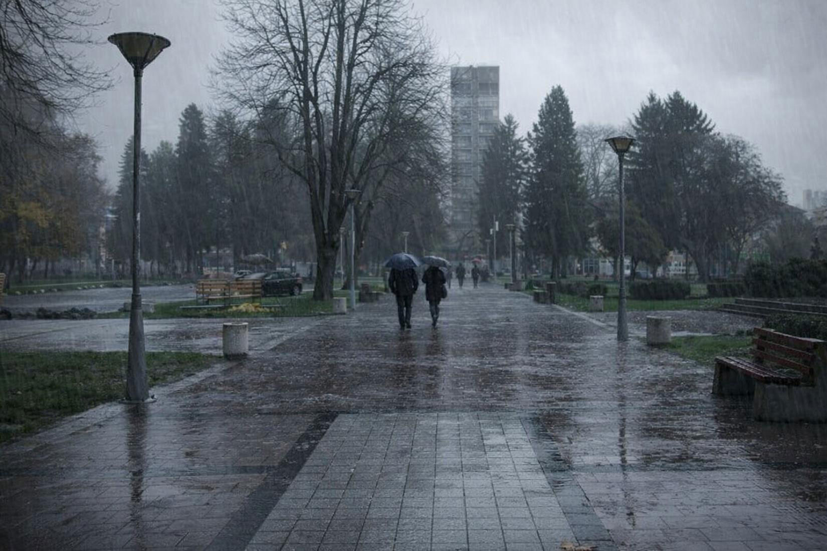 VRIJEME: Oblačno jutro uz kišu i pojačan vjetar, tokom dana nestabilno