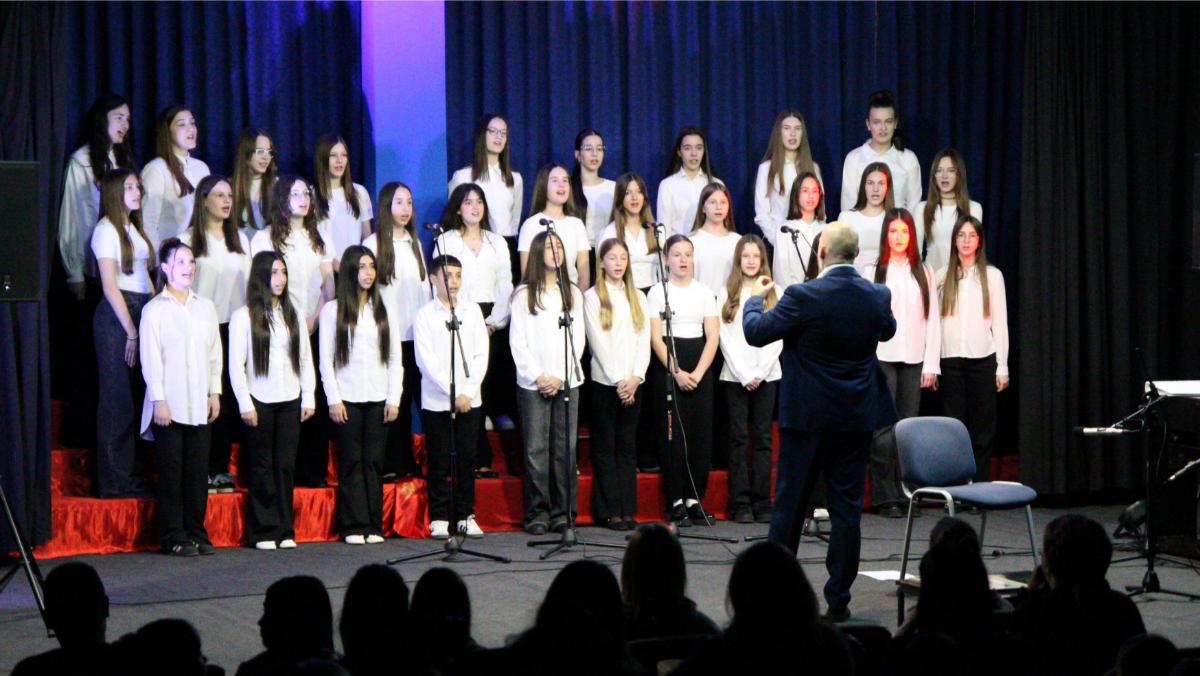 DOBOJ oncert za lijecenje Ivane Djurasinovic 02