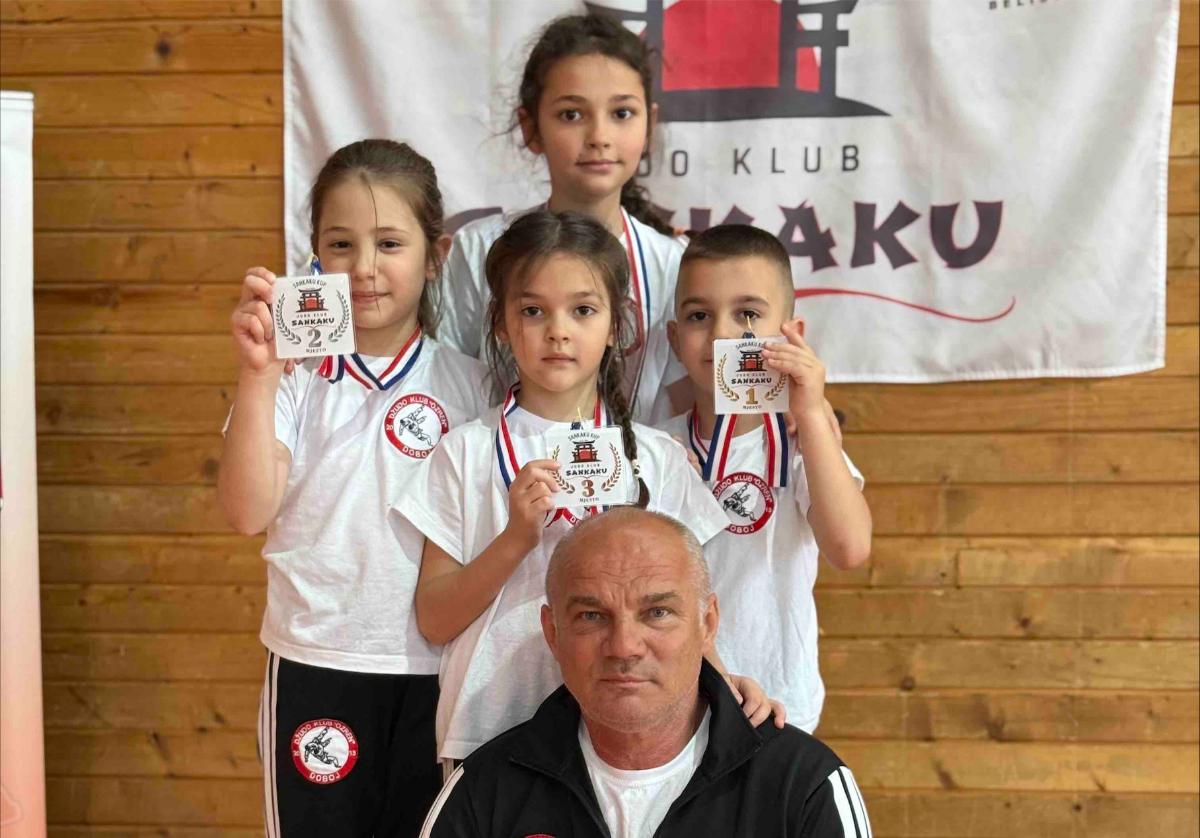 (FOTO) DOBOJ: Džudisti „Ozrena“ osvojili medalje na tri turnira tokom vikenda