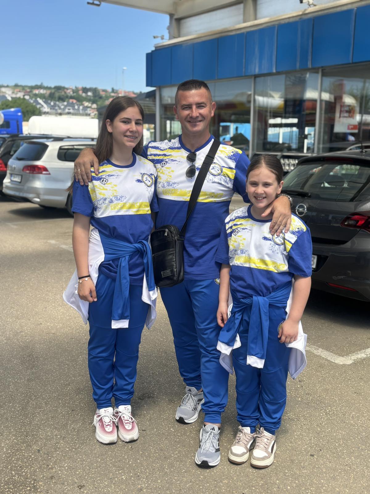 DOBOJ Bojana i Sofija Tadic Karate klub Sloga Doboj 01