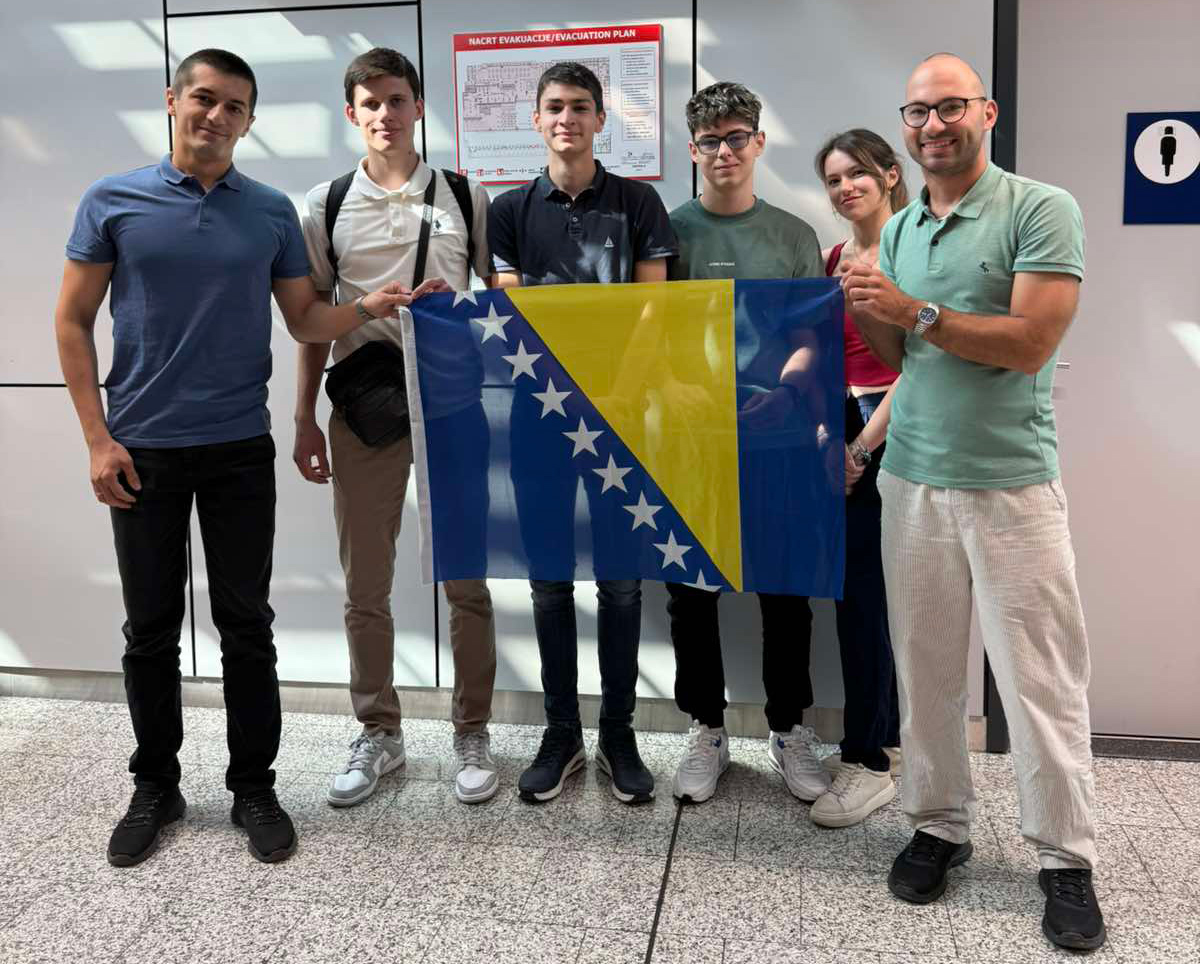 Dobojska gimnazijalka Doris Đurđević na 8. Balkanskoj olimpijadi iz fizike u Istanbulu