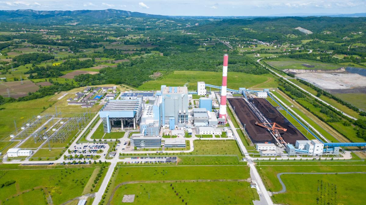 Pomoć pred zimu: Donacija Elektrana Stanari za ogrjev socijalno ugroženim porodicama