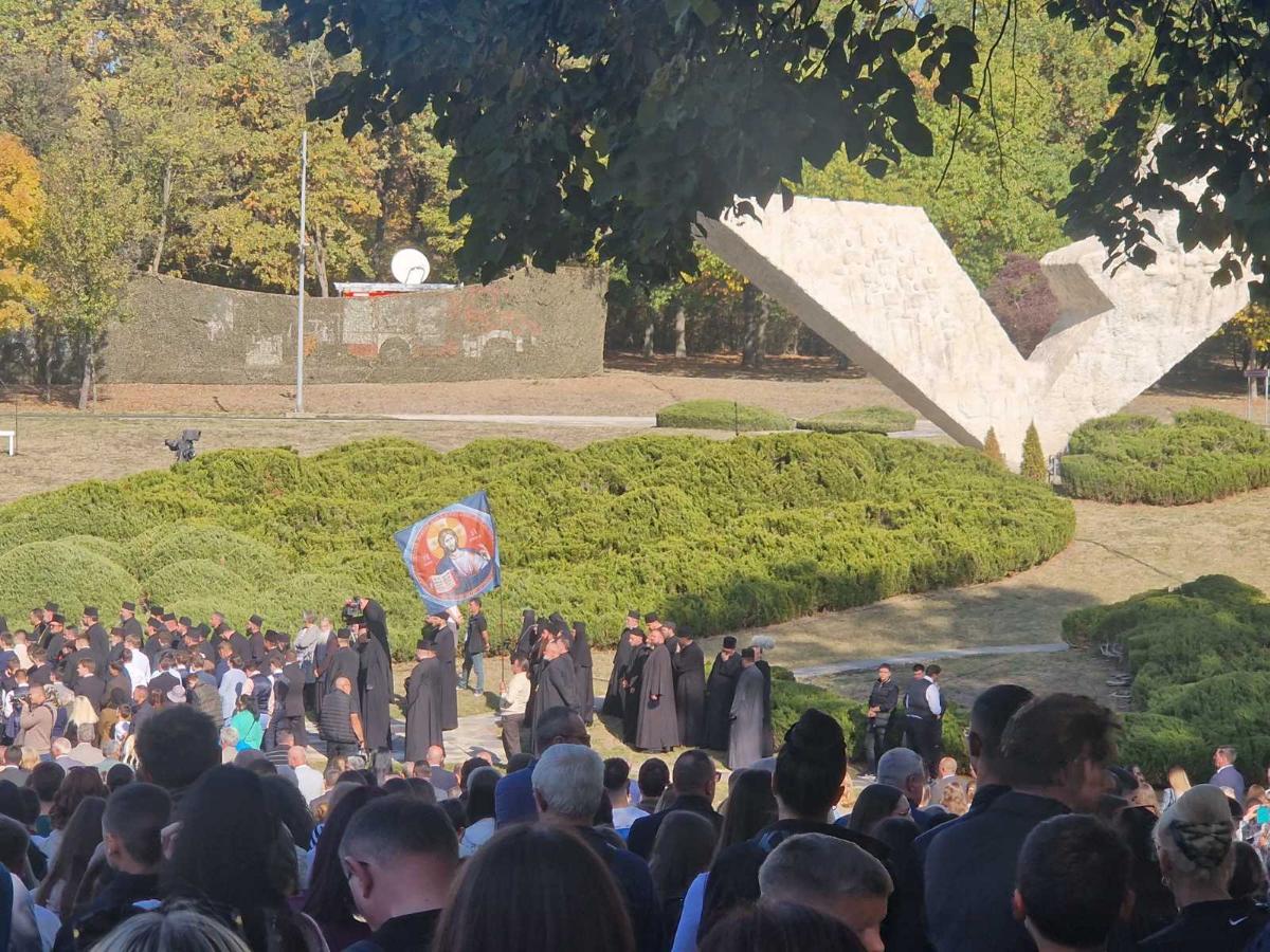 Dobojski gimnazijalci u Sumicama Kragujevac 04