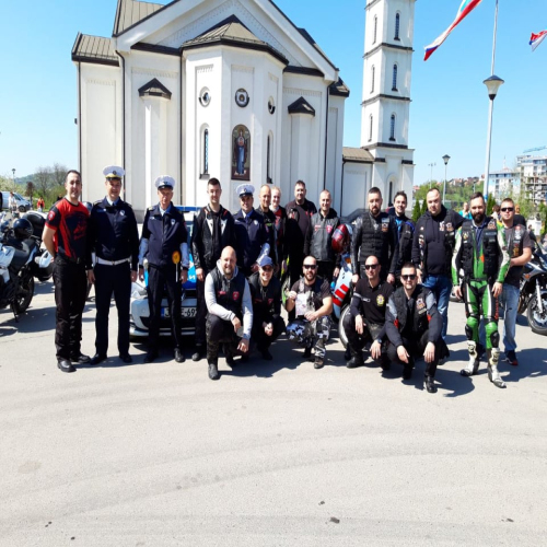 policija-bajkeri-02