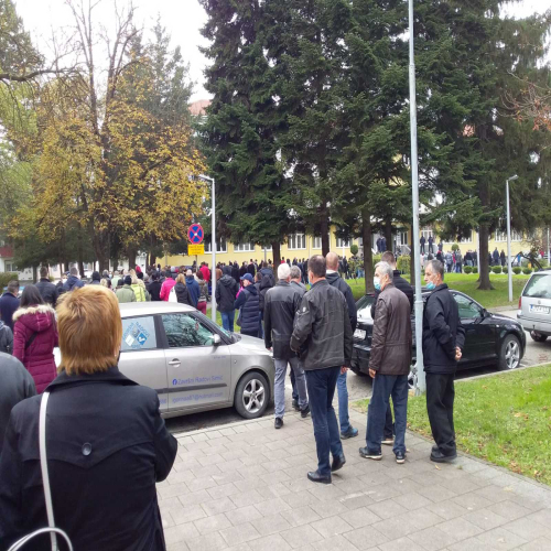 protest-opozicije-izbori-doboj-opština-02