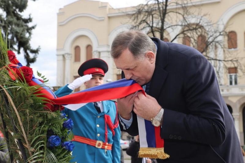 BOGATSTVA NA RAČUN GRAĐANA: Porodične firme iz vlasti Republike Srpske dobile milijarde budžetskih maraka