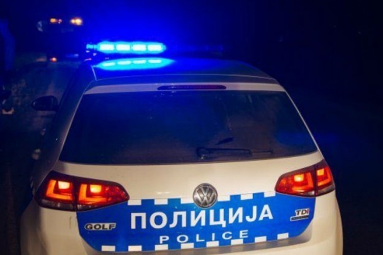 DOBOJ: Vozač škode poginuo u sudaru sa audijem