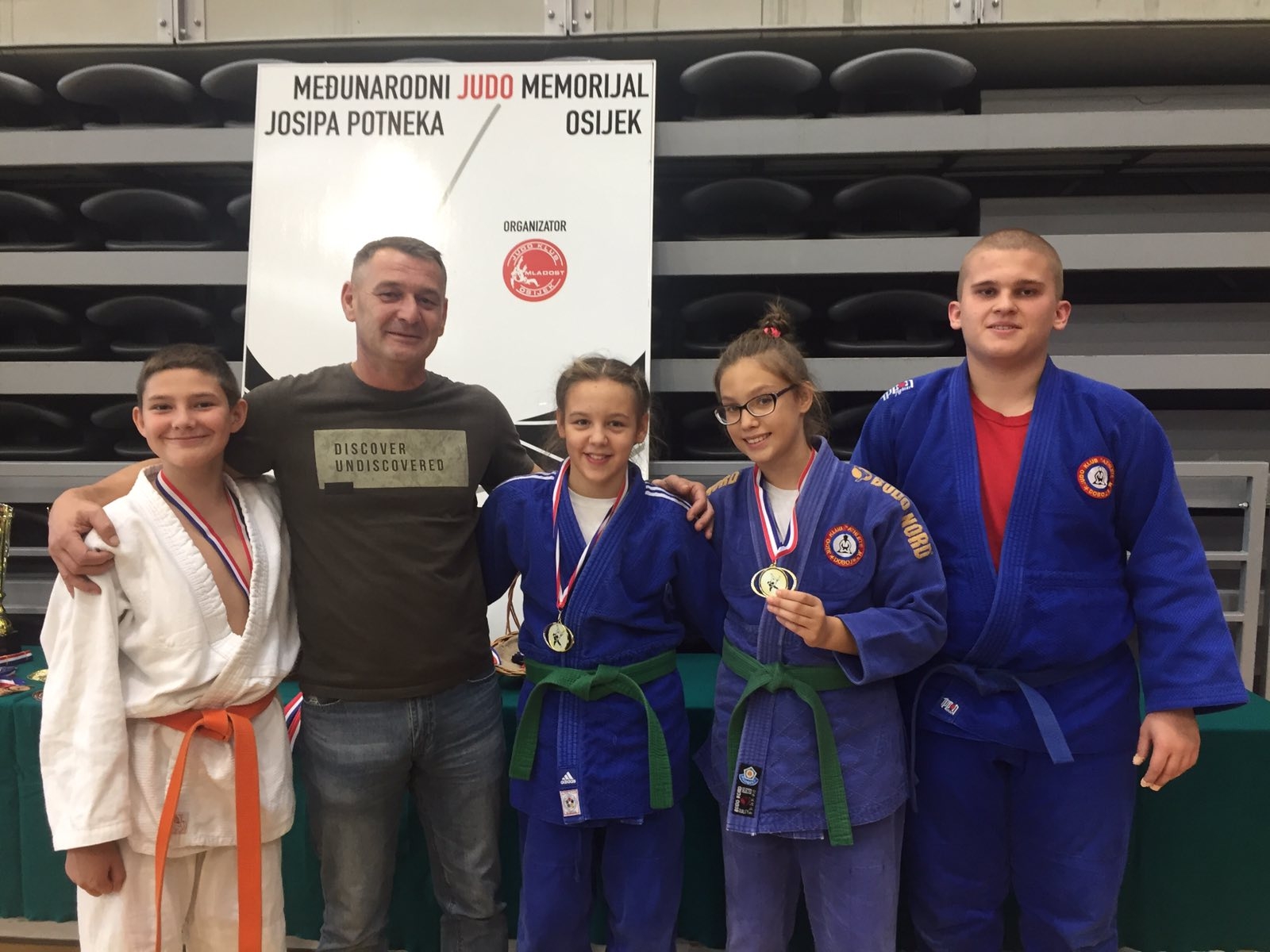 DOBOJ: Četiri medalje za džudiste Athlete M u Osijeku (FOTO)