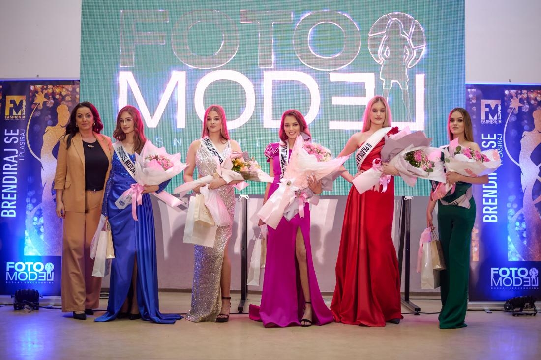 Marija Lazić osvojila titulu Fotomodela Dobojske Regije