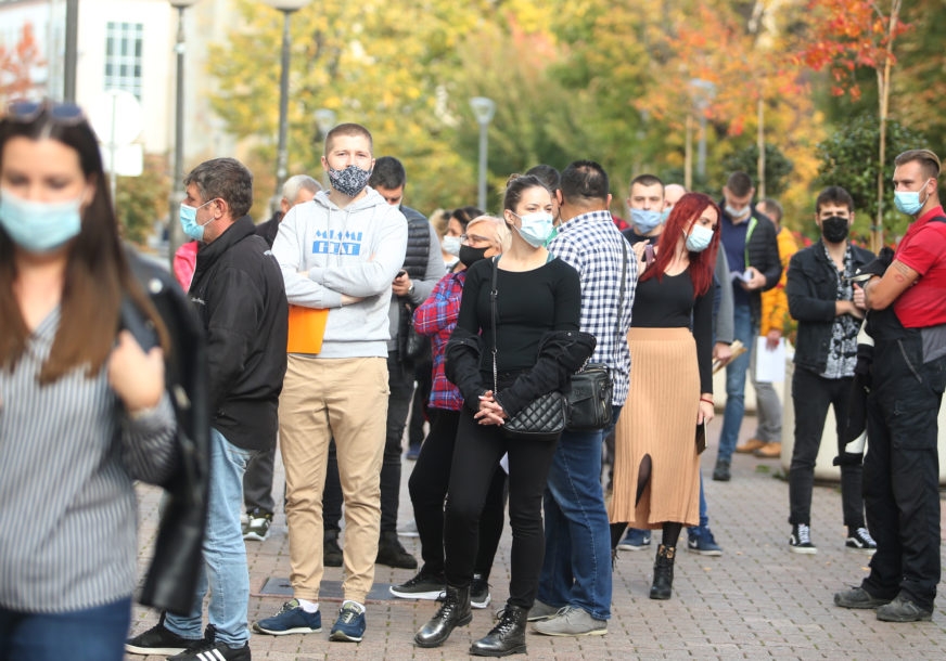 LOKALNI IZBORI U NEDJELJU Pravo glasa ima 3.283.380 birača u BiH, za građane u izolaciji obezbijeđeni MOBILNI TIMOVI