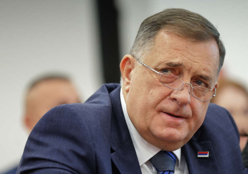 DODIK PROGLAŠEN KRIVIM Godinu dana zatvora i šest godina zabrane političkog djelovanja, Lukić oslobođen