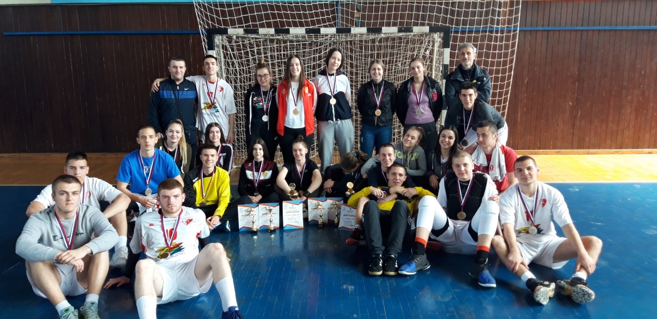 MALE OLIMPIJSKE IGRE - RUKOMET: Srebro za gimnazijalce i ekonomiskinje (FOTO)