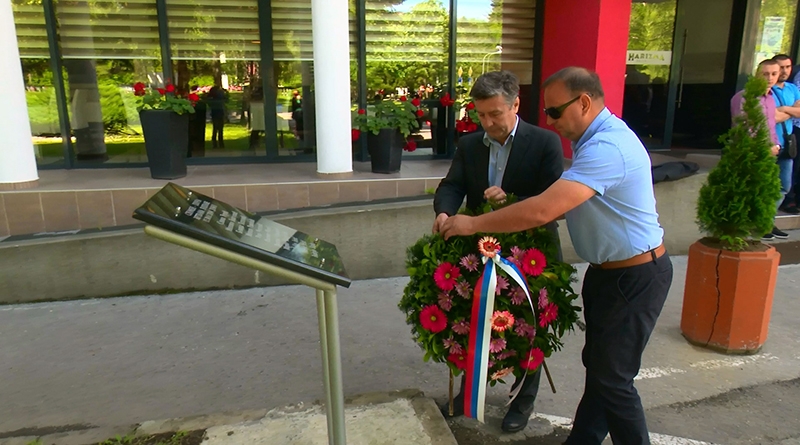 DOBOJ: Polaganjem vijenaca obilježena godišnjica poplava