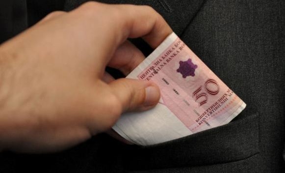 DOBOJ: Zloupotrijebio zajednička sredstva stanara zgrade