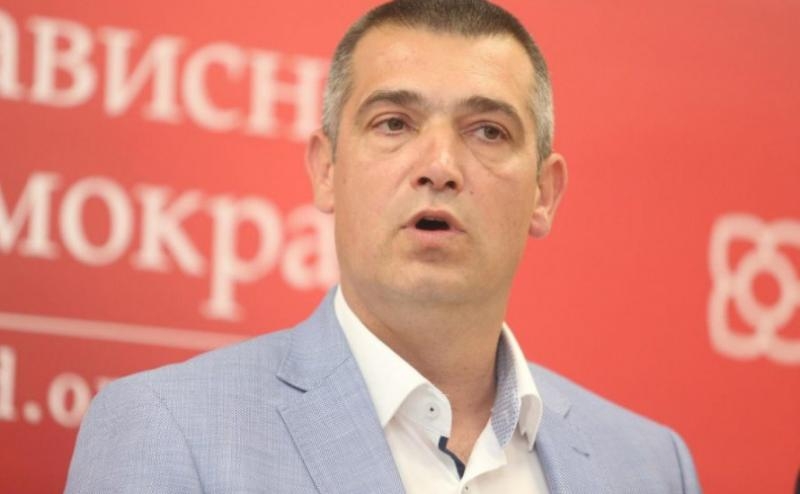 FOND ZDRAVSTVENOG OSIGURANJA RS: Direktor Kusturić za odabrane računare izdvojio skoro pola miliona maraka