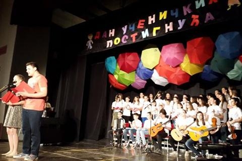 DOBOJ: Kafa u 5 - Dan učeničkih postignuća (VIDEO)