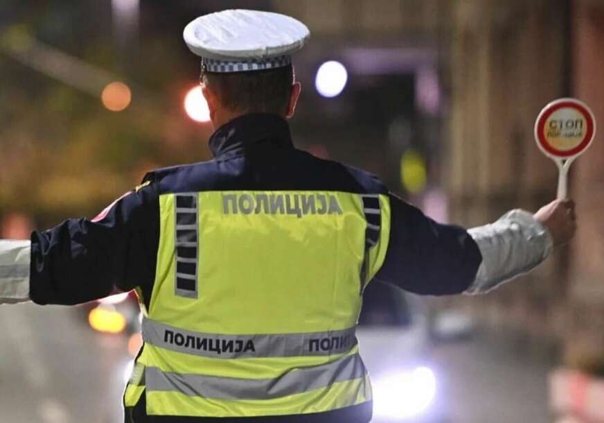 DOBOJ: Vozač imao falsifikovane isprave, policija oduzela automobil