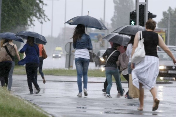 VRIJEME: Osjetno svježije sa padavinama i grmljavinom
