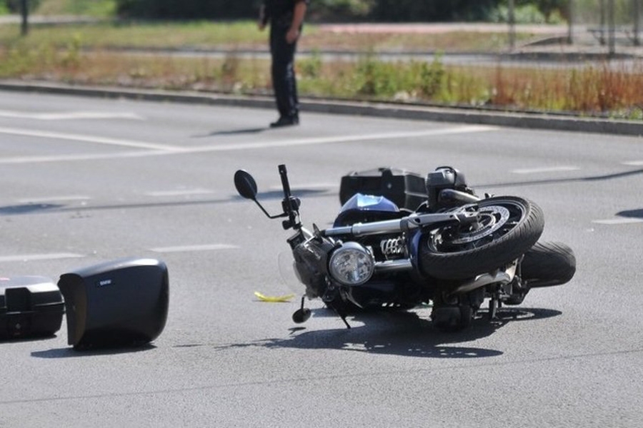 KOBNO PRETICANJE Poginuo vozač motocikla u STRAVIČNOJ NESREĆI na putu Tuzla – Doboj