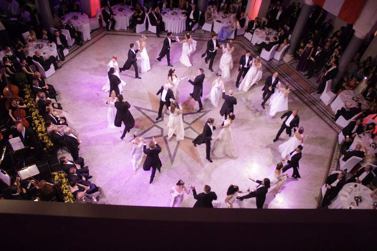 DOBOJSKI INFO NAJAVLJUJE: U Sarajevu se održava treći Austrijski bal!