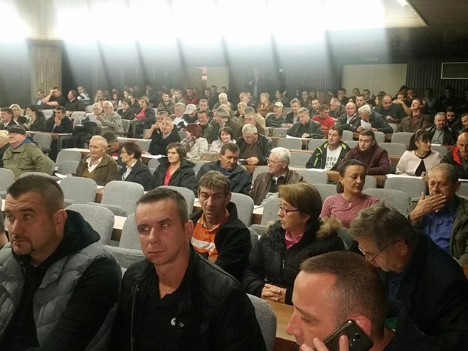 DOBOJ: Osnivačka skupština PDP 1999 (VIDEO)