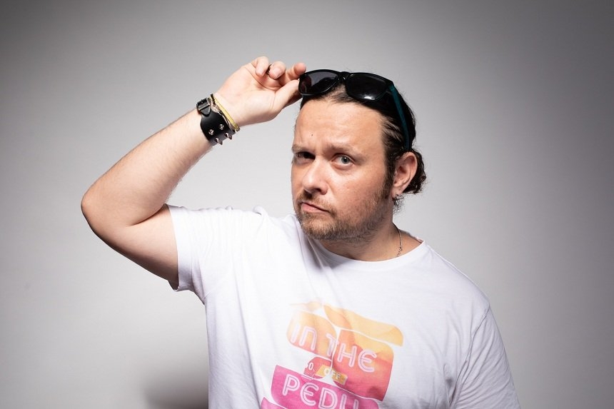 MARKO VIDOJKOVIĆ: Komunalna okupacija