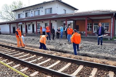 STANARI: Radovi na izgradnji niskog perona