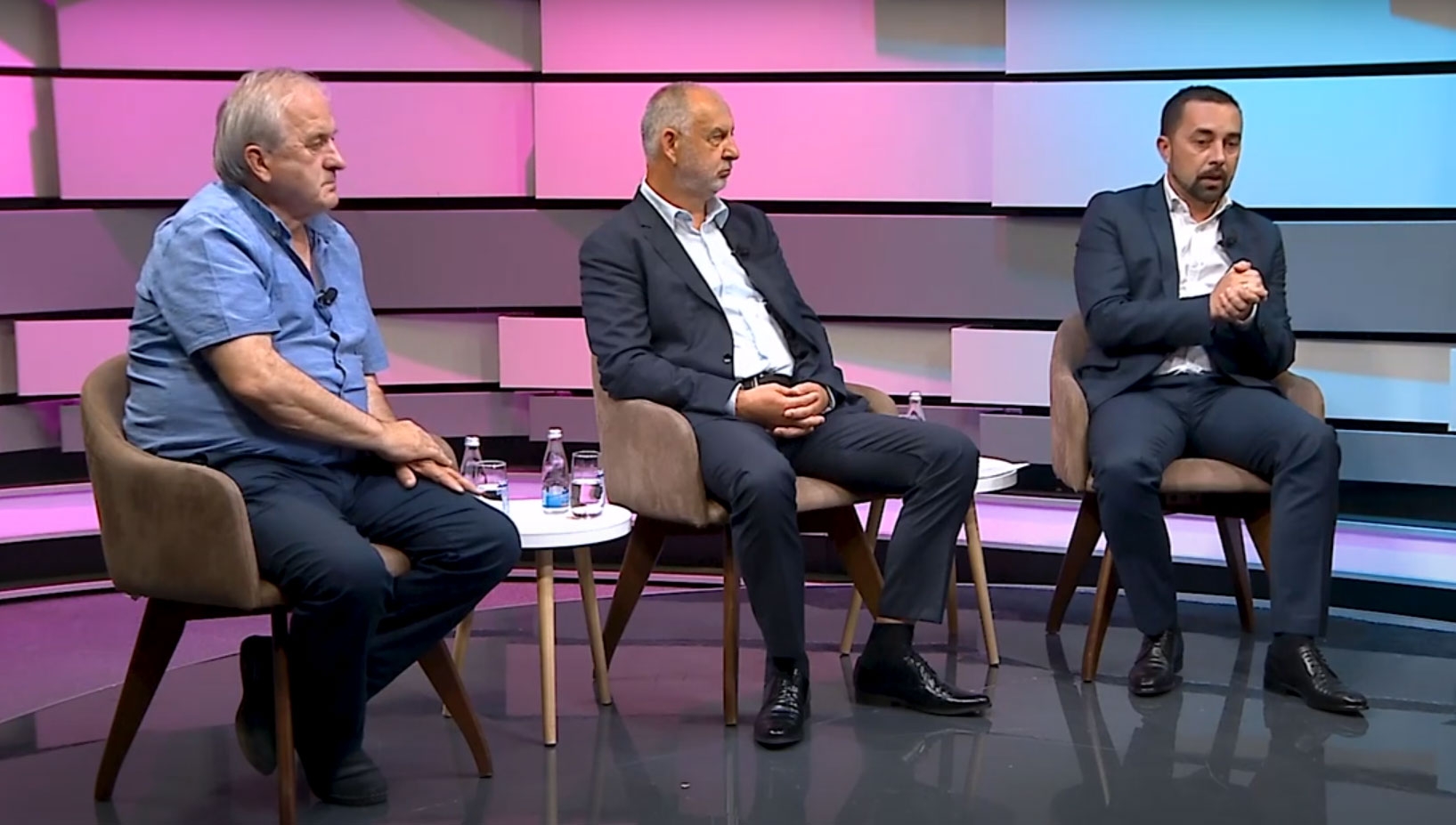PREDAVANJE SRETE PEKARE: O geometrijskoj progresiji, Ajnštajnu i zakonu o spojenim posudama (VIDEO)