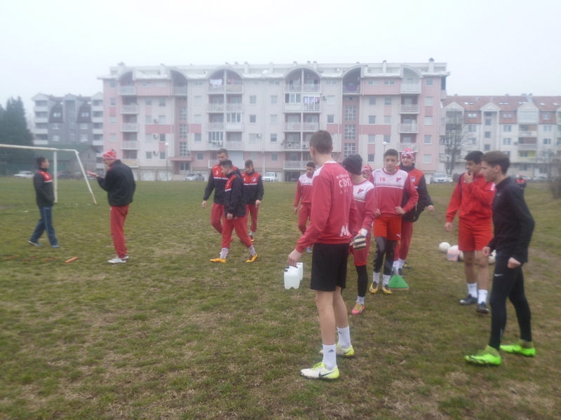 FUDBALERI SLOGE POČELI PRIPREME Proljeće donosi radost (FOTO)