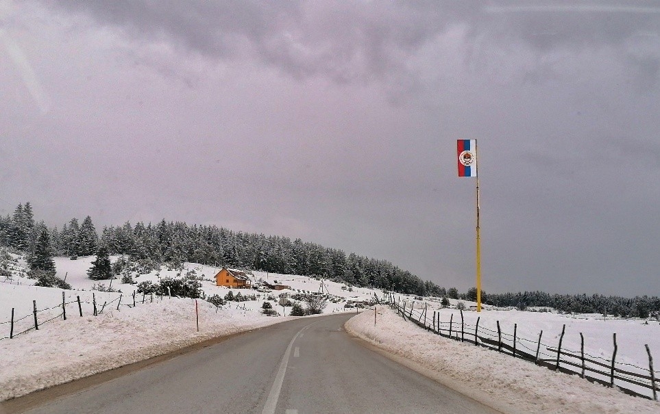 PUTEVI: Kolovozi klizavi, na Romaniji ima ugaženog snijega